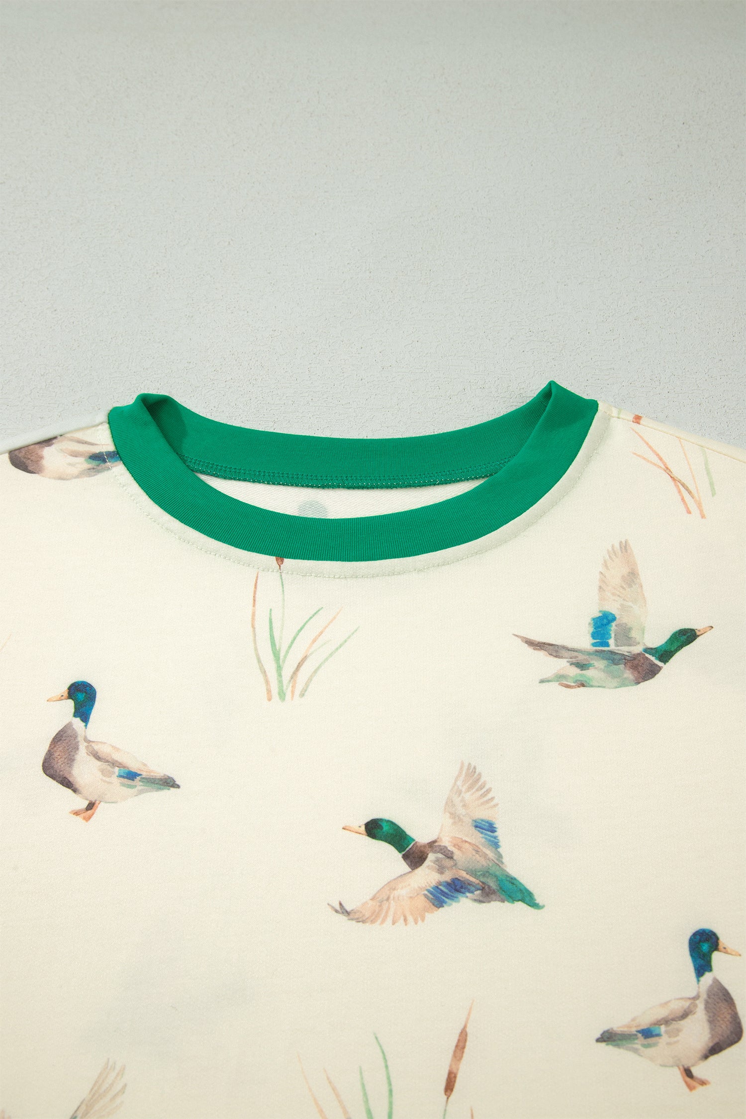 Beige Mallard Printed Colorblock Trim Short Set
