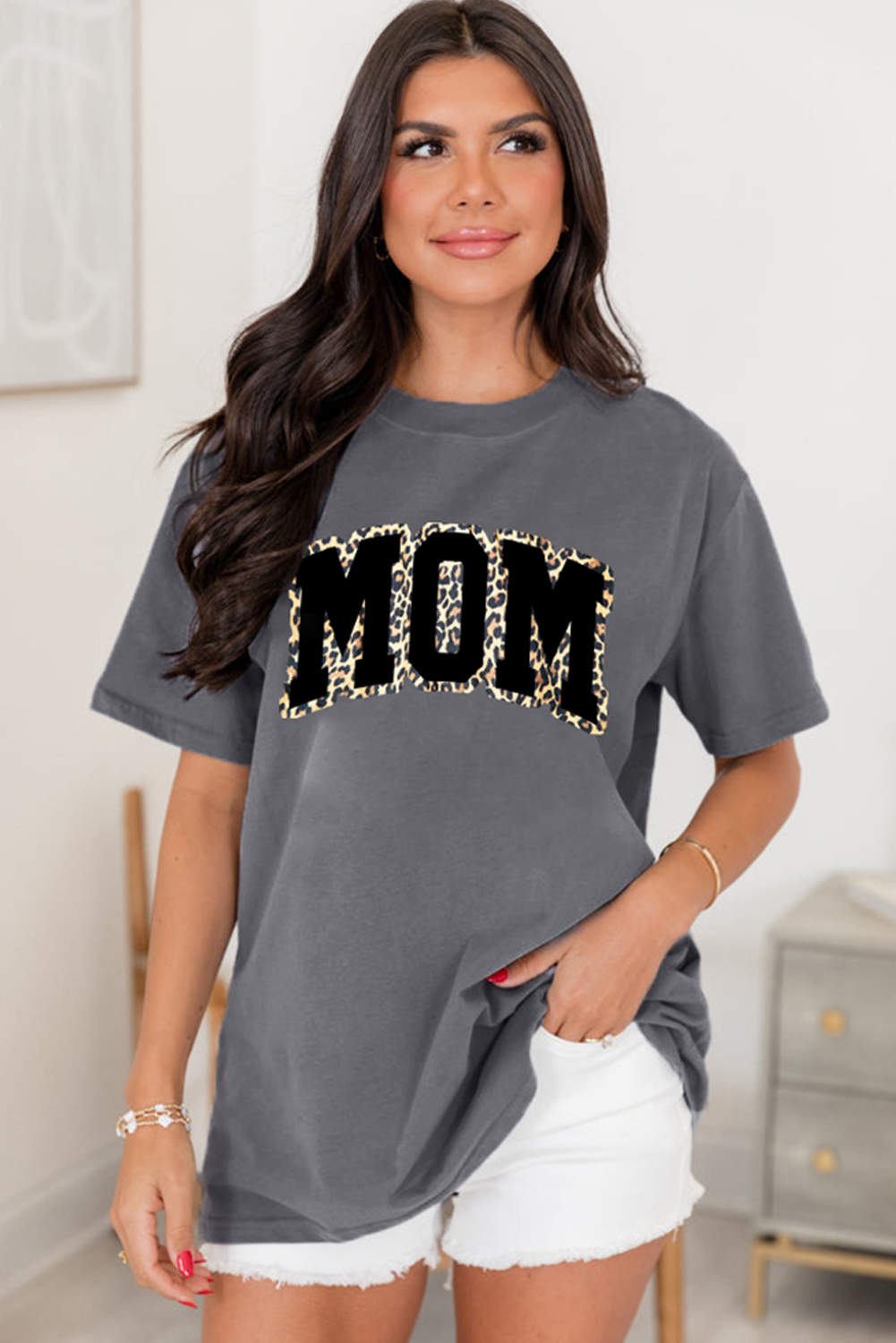 Gray Leopard MOM Graphic Crewneck T Shirt