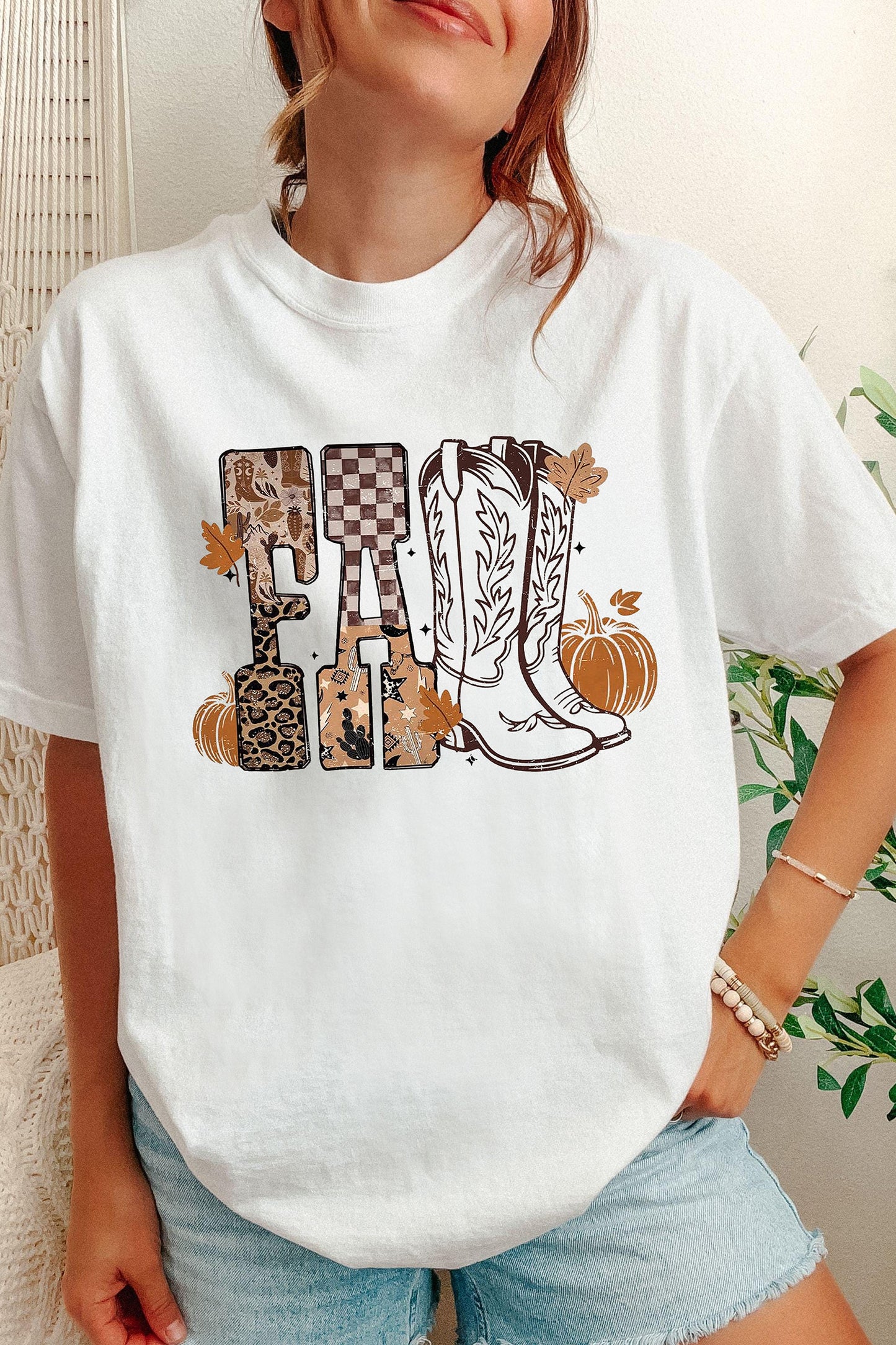 FALL | Western Print Graphic Tee