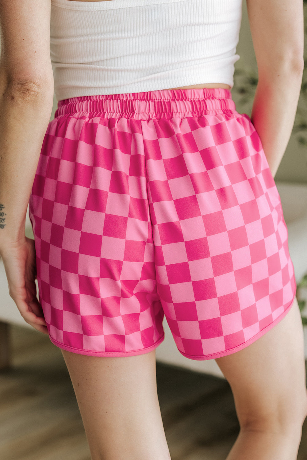 Black Checkered Drawstring Elastic Waist Casual Shorts